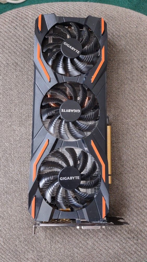 Gigabyte GTX 1080 Graphic Card - 8 GB Ram