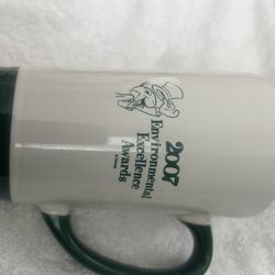 WALT DISNEY WORLD JIMINY CRICKET ETCHED  environmental excellence awards  B02