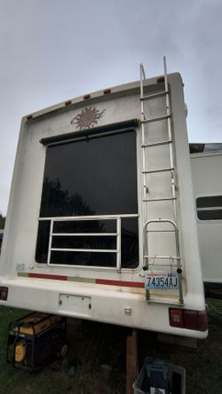 40ft Triple Axle fifthwheel