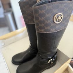 BNIB MK Girl’s Leather Boots 