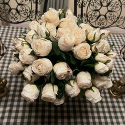 Realistic Artificial Flowers