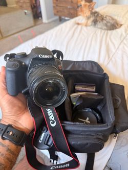 Canon EOS Rebel T5 DSLR Camera with Lens and Bag