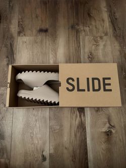 Adidas Yeezy Slides Pure 2021