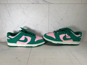 Nike Dunk Low Retro SE “Medium Soft Pink / Malachite” (FZ0549-600) in Men’s Size 10 (A1G010734)