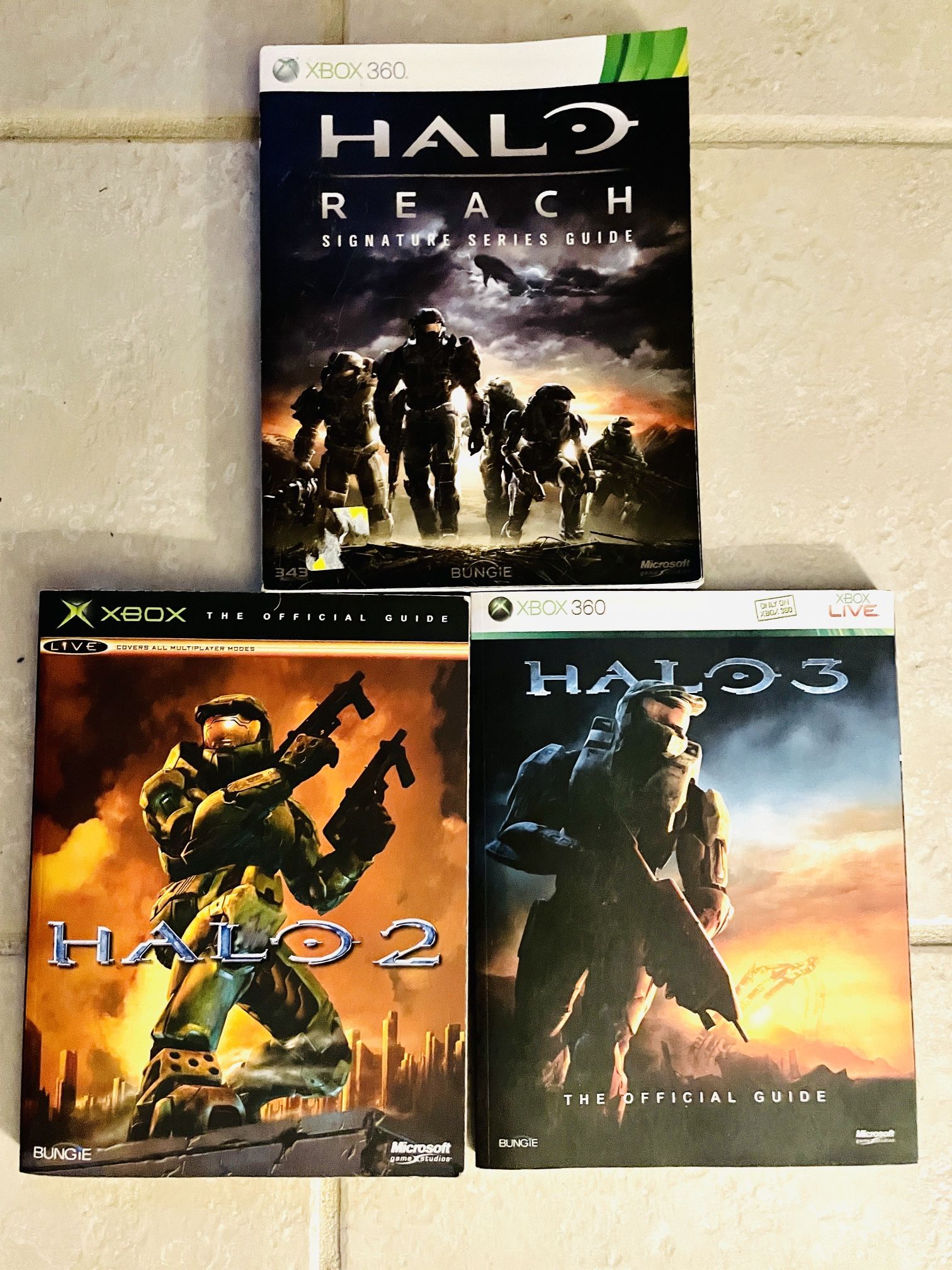 Halo Reach, Halo 2 & 3 Books