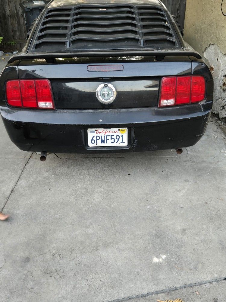 2005 Ford Mustang