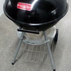 Barely Used Bbq Grill - Nice 