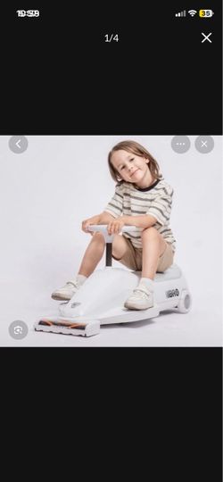 LOW PRICE MOVING- $400 + TAX RETAIL BRO 12v ELECTRIC VACCUM SCOOTER