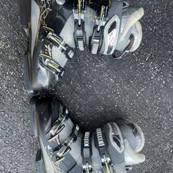 Womens Ski Boots - Salomon