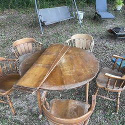 Antique Mahogany Dinner Table Five Captain Back Chairs. 