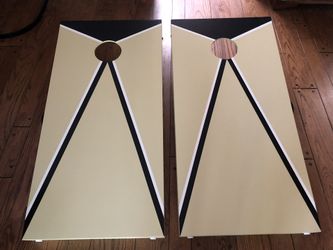 Cornhole Set with Matching Bags
