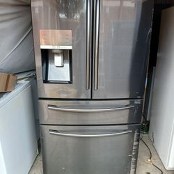 Samsung  Refrigerator 