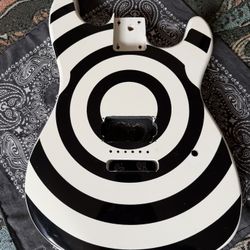 Charvel-style Body *NITRO-laq*