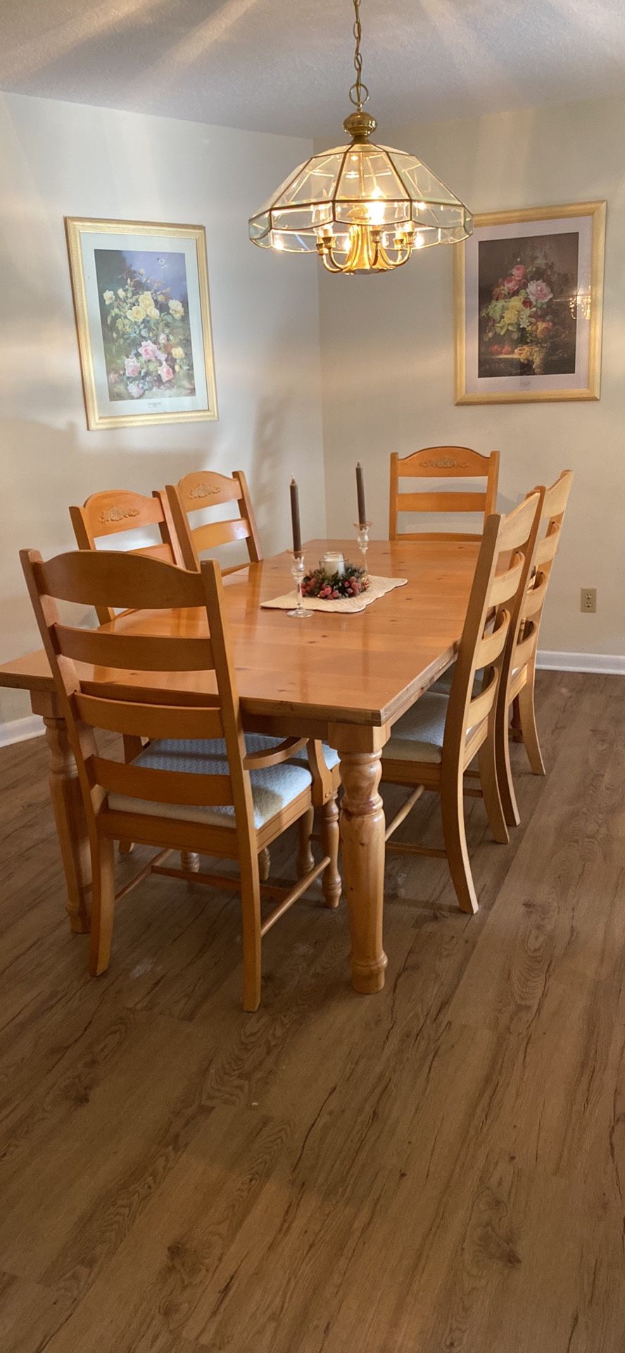 Beautiful Broyhill Fontana Dining Room Set
