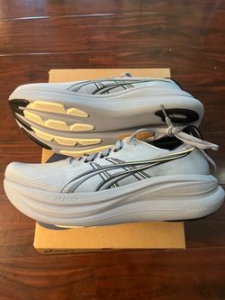 ASICS Nimbus 28 New size 10