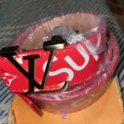 LV Supreme Belt 