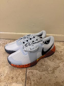 Nike tennis shoes men’s size 13