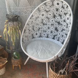 Whimsical Egg Chair With Washable Cushion 