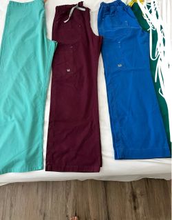 WOMENS SCRUBS / PANTS M
