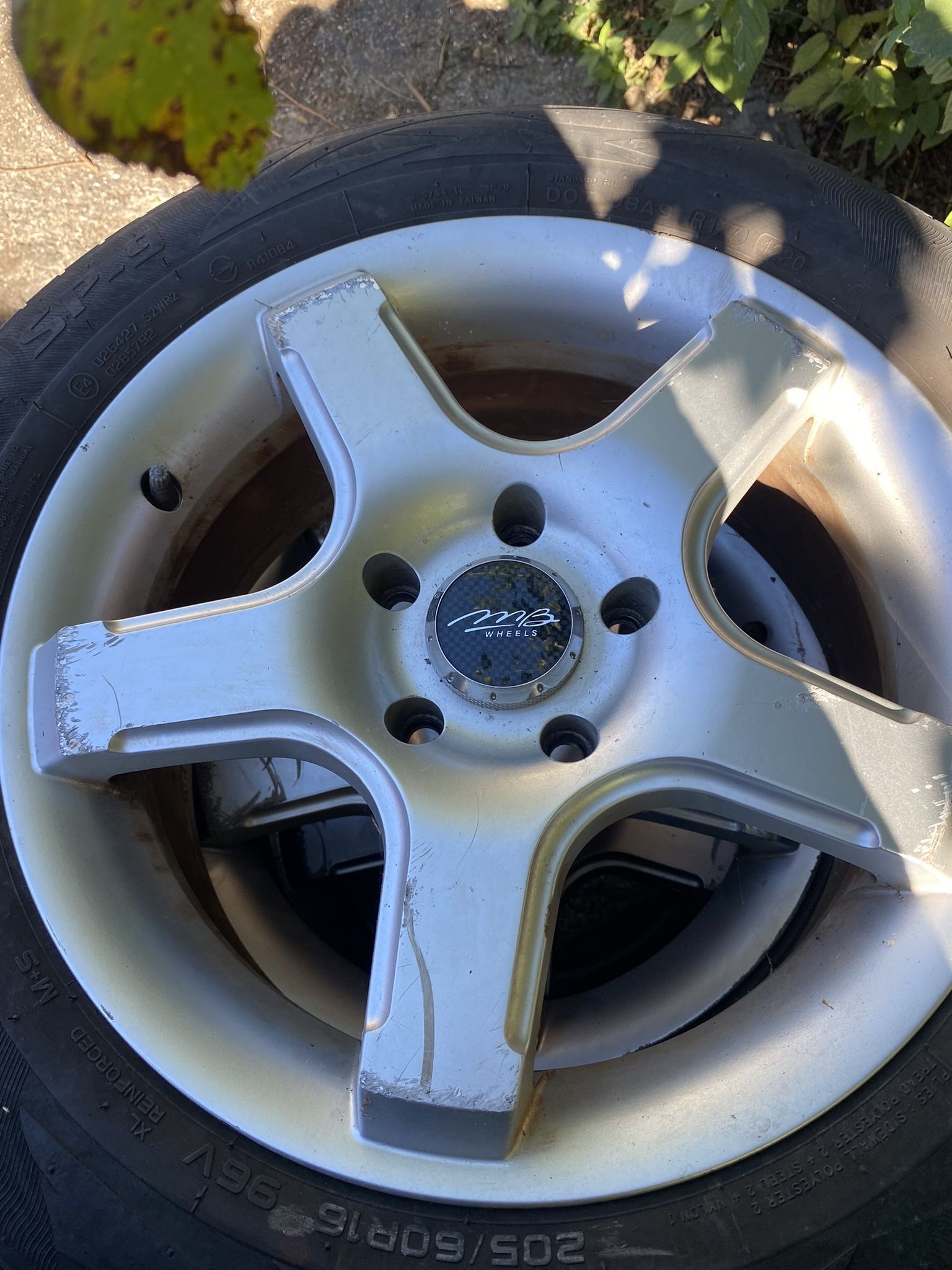 205/60/16 Honda Accord  4- 16 Inch Tires  & Rims