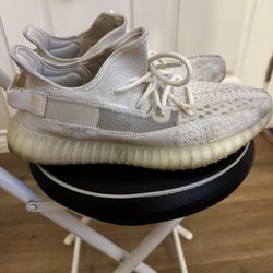 Adidas Yeezy Boost 350 V2 