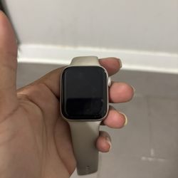 Apple Watch SE