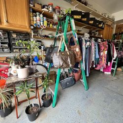 PLANTS & MISCELLANEOUS ITEMS