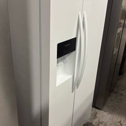 Frigidaire Refrigerator