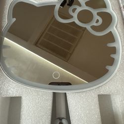 Hello Kitty Led Light Mirror
