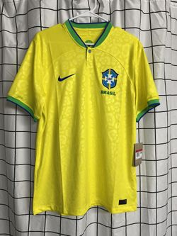 Brazil National Team Jersey – Men’s Large (NWT)
