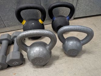 Kettlebells and weight lifting belt