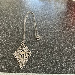 Silvertone filigree Chai (means life) necklace