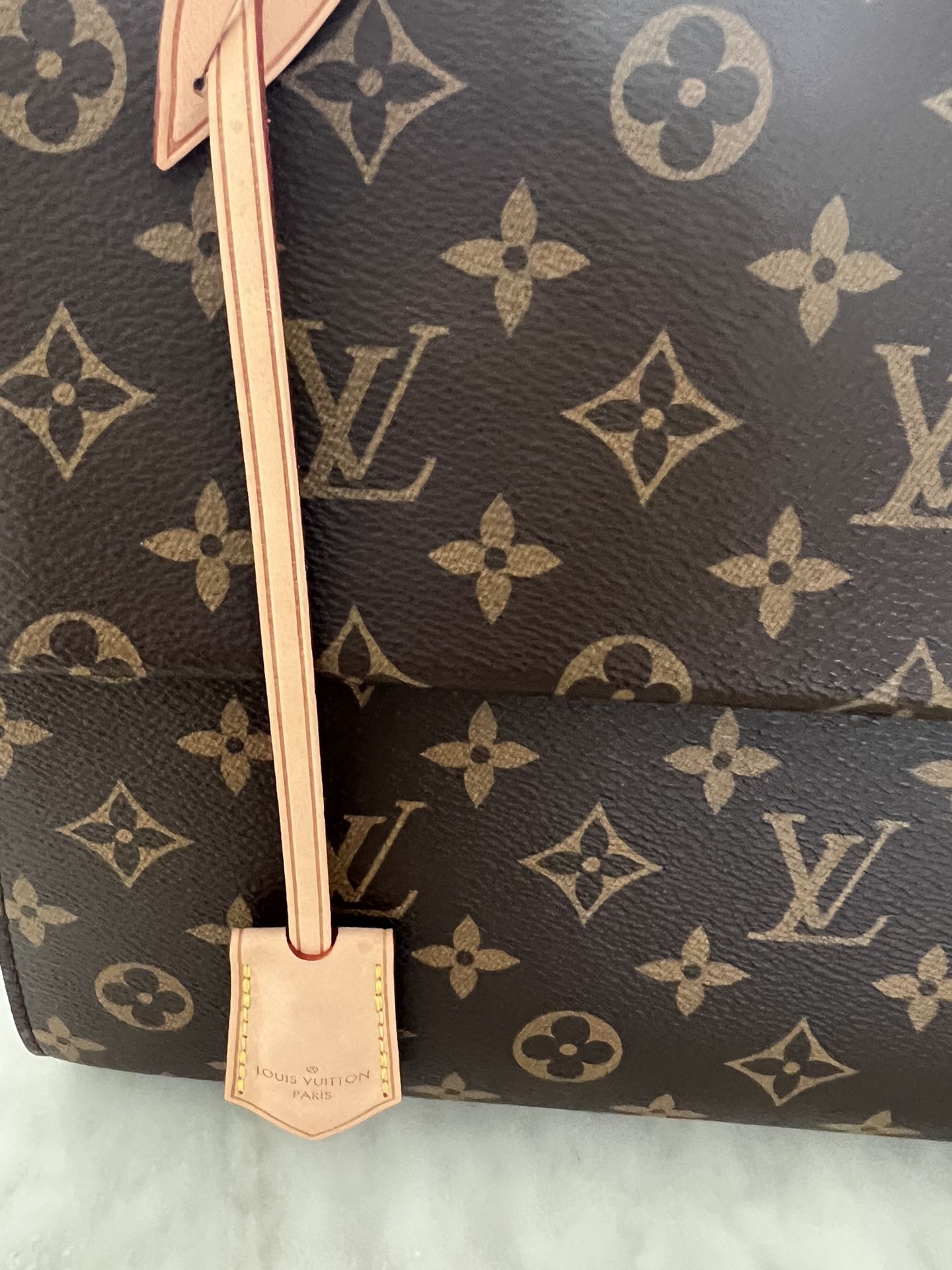 LOUIS VUITTON -  Cluny BB Women- Handbags