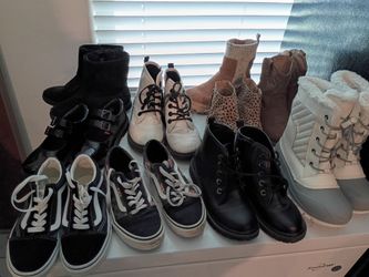 Girls size 1-3 shoes