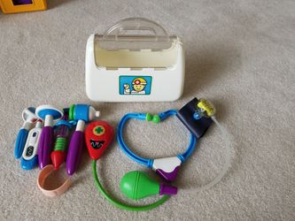 Toy doctor kit