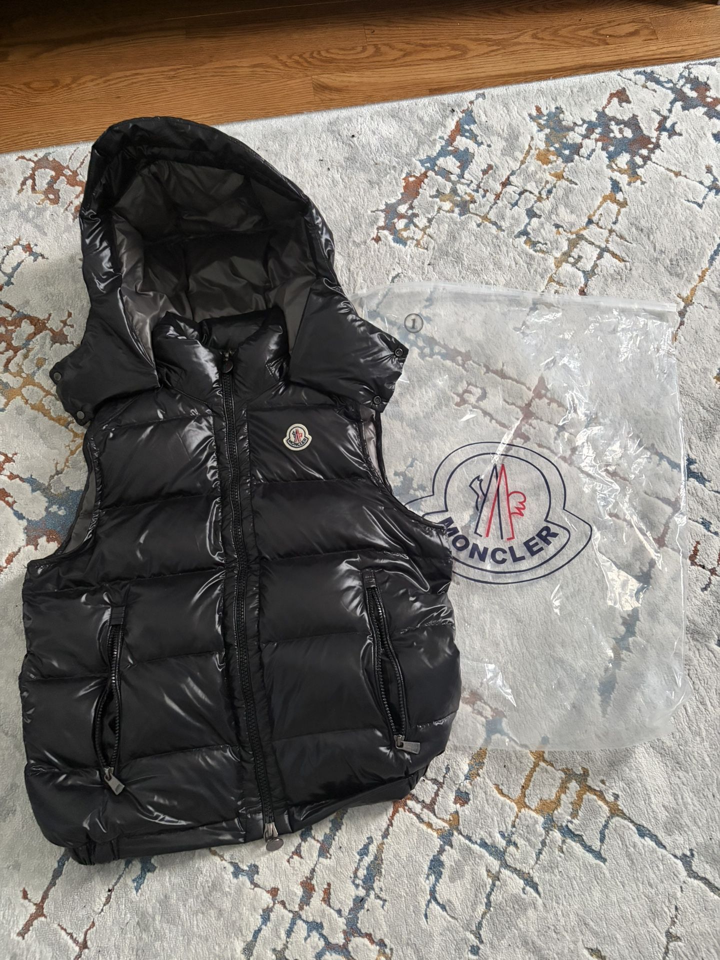 Moncler vest