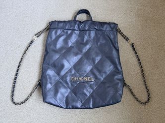 Chanel 22 backpack in grey calfskin