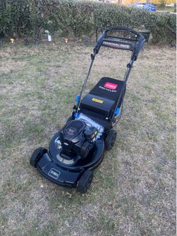 Toro 22 inch gas self propelled lawnmower