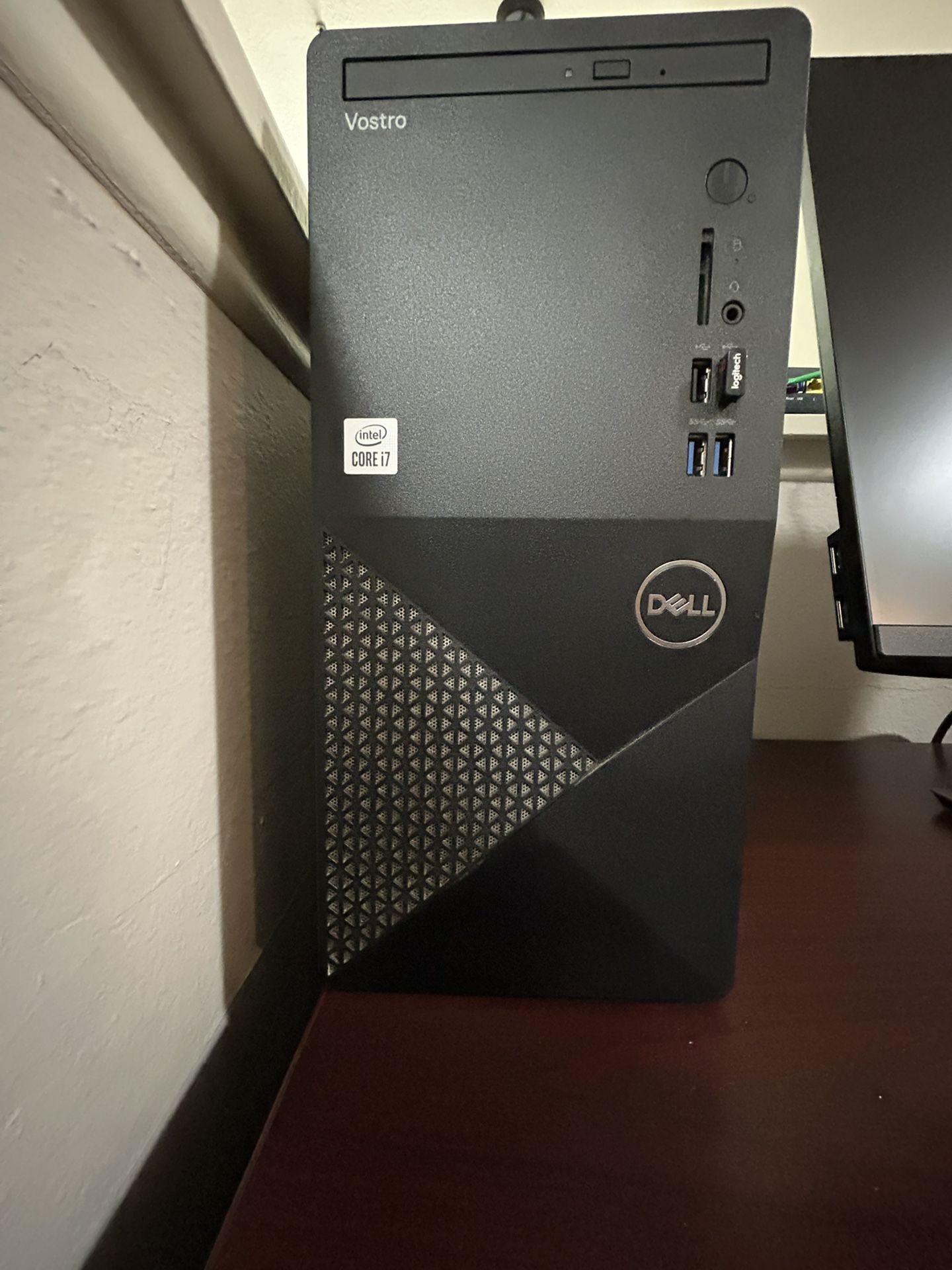 Dell Vostro Business Desktop Computer 