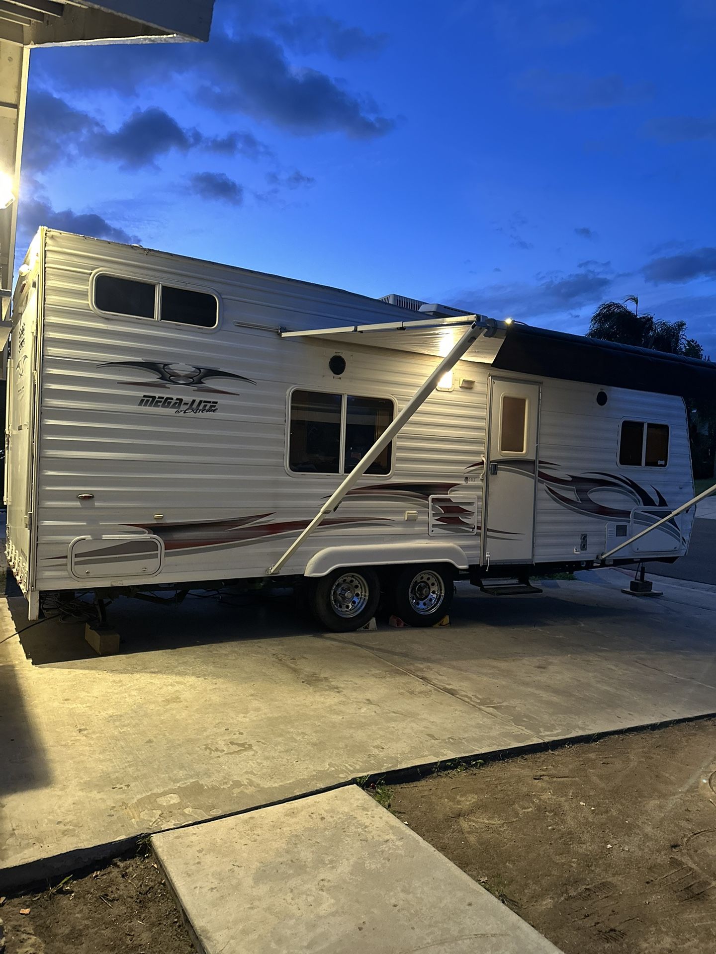 2008 Weekend Warrior Super Lite Fs2300