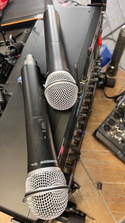 2 Samson Wireless Microphones