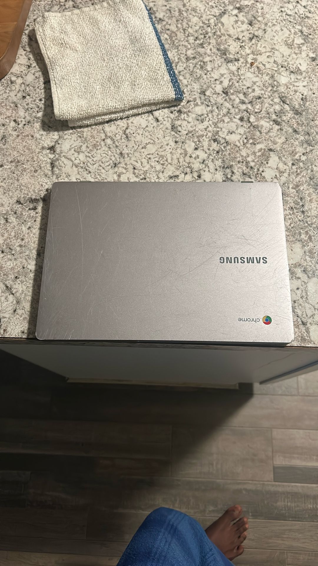 Samsung Chromebook 4-11.6” Intel Celeron Processor N400 4 GB Ram 32 Gb eMMC
