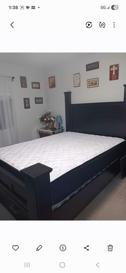 Queen bed set,1night stand and a 9 drawer dresser
