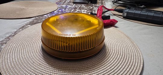 Whelen Amber Mini Light 🧡🧡