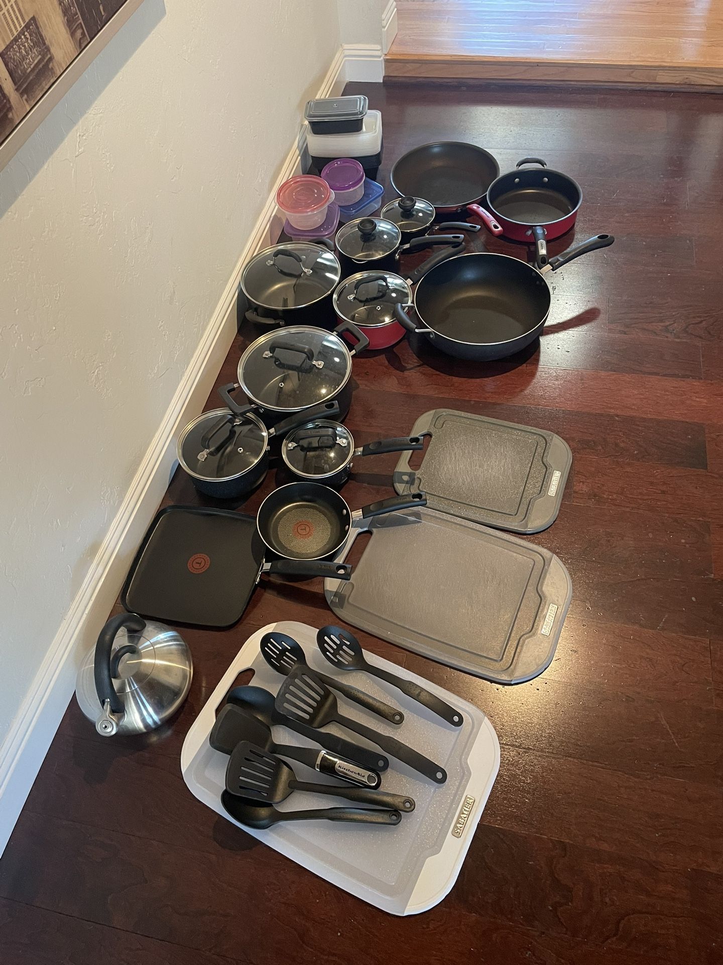 Pots Pans Tupperware Kitchen Stuff