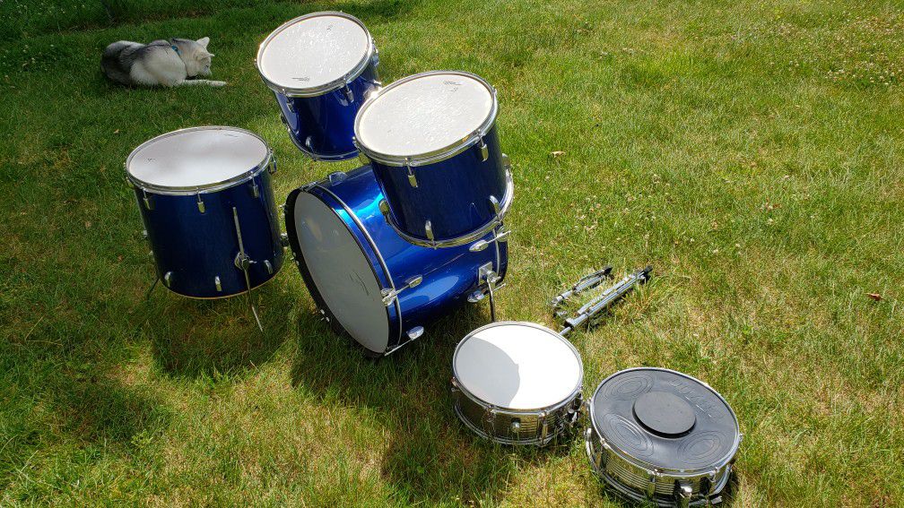 Groove Percussion Drums