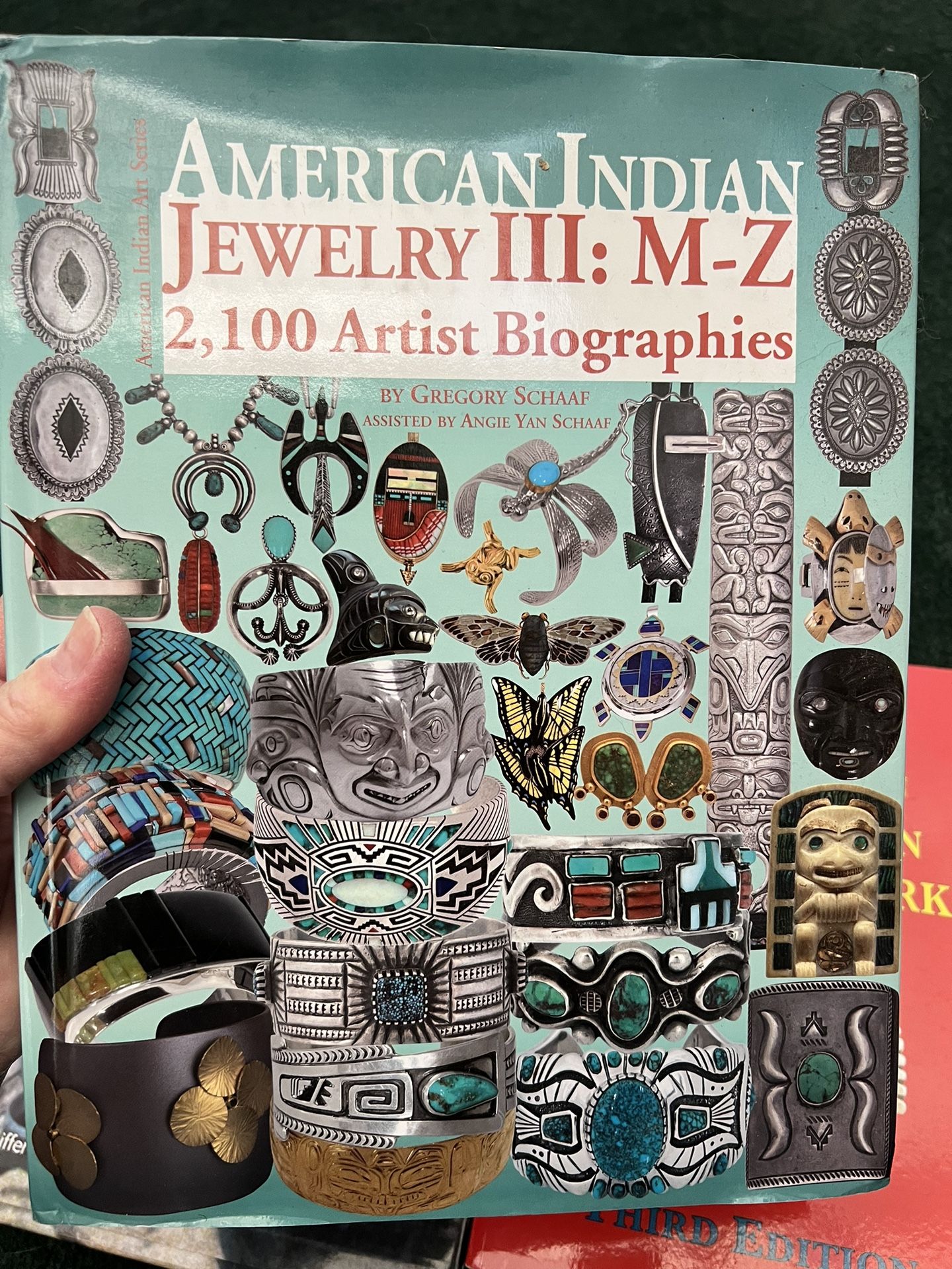 アート・デザイン・音楽 AMERICAN INDIAN JEWELRY 1,200 Artist Bio アート・デザイン・音楽 AMERICAN INDIAN JEWELRY 1,200 Artist Bio