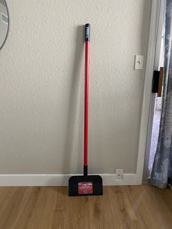 Bully Tools - Pro Grade Flooring Scraper