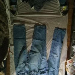 Boys Clothes Lot - Size: 7-12