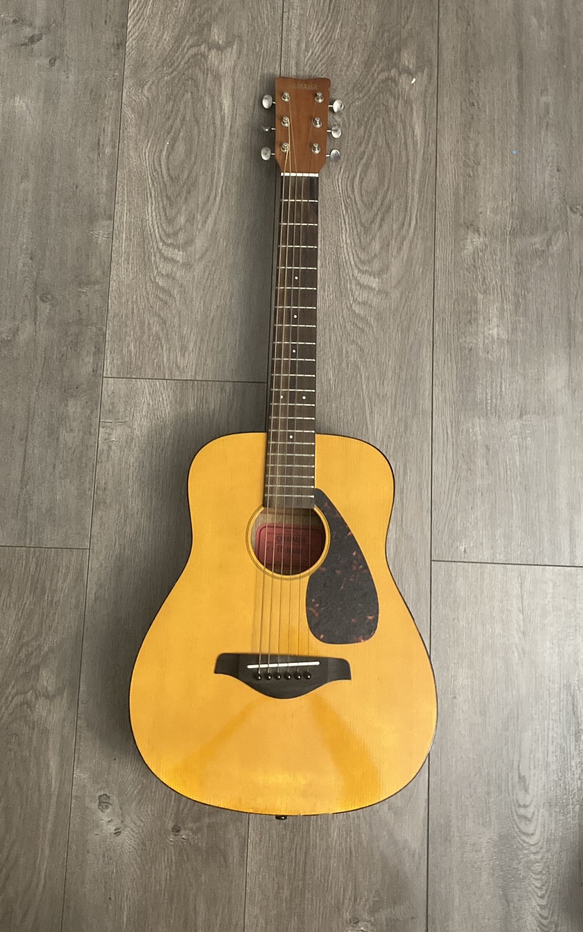 Jr1 Acoustic Guitar And Case